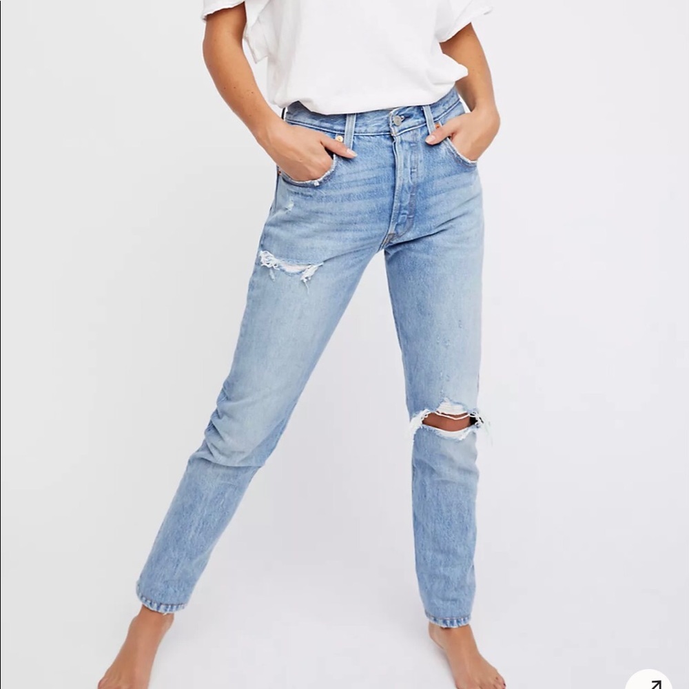Levi’s 501 skinny jeans size 28 can’t touch this